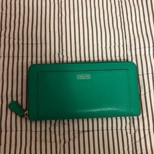Coach Leather Green Wallet